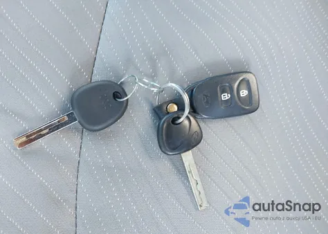 2016 Hyundai Accent Se из США, поврежденный, VIN KMHCU4AE4GU099794